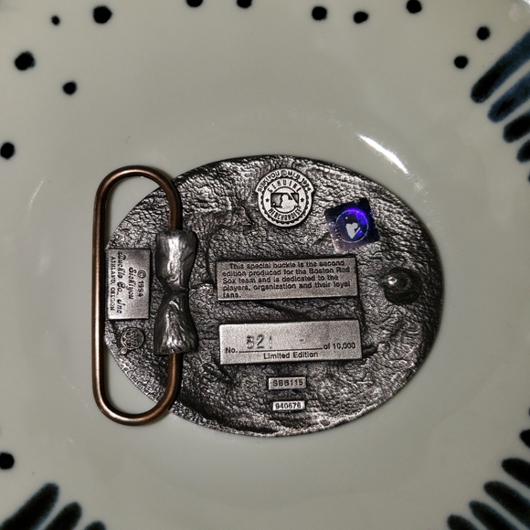 Boston Red Sox Pewter Belt Buckle Engraved Boston Harbor 2004 New - Picture 4 of 5